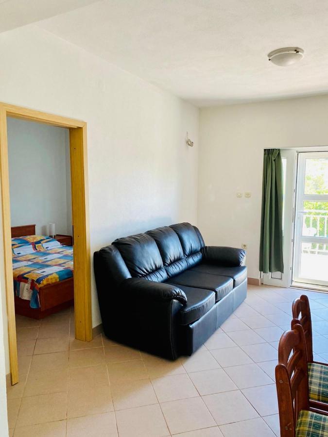 Apartmani Mima Nečujam エクステリア 写真